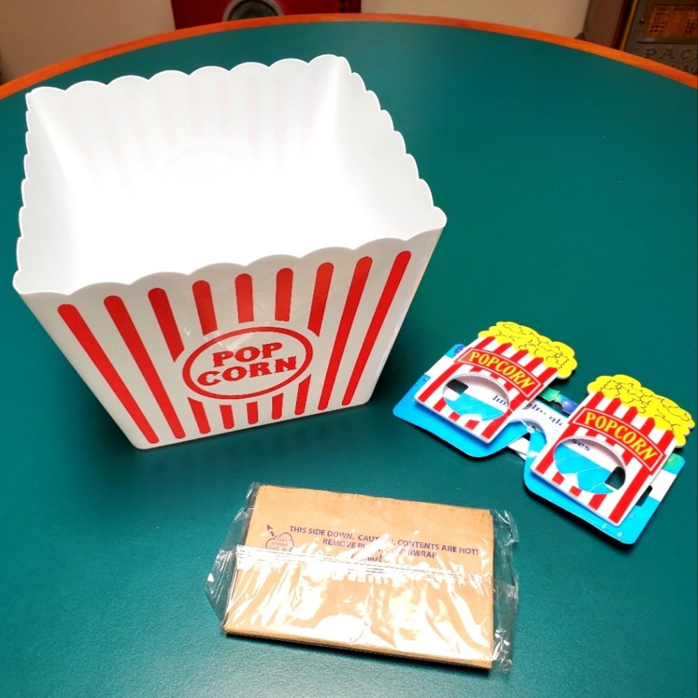 Popcorn Bucket / Novelty Glasses / Popcorn